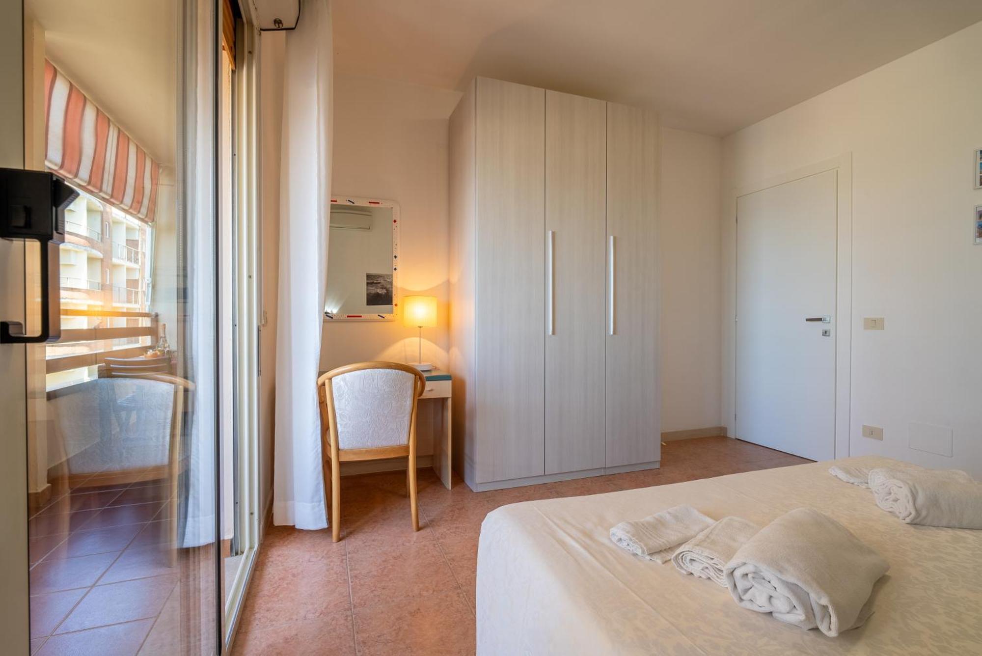 Residence La Rosa Di Nettuno Marina di Grosseto Exterior foto
